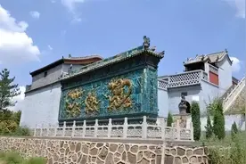 古都大同，五彩琉璃闪耀的龙壁之城图片