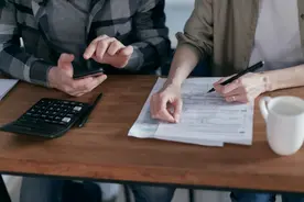 我，天津的公务员，在社区工作，在编人员，透露收入情况和经历图片