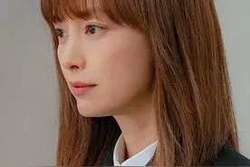 如今再看李奈映的选择，嫁给元斌无疑是他最正确的人生决定。图片