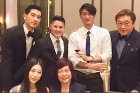 高以翔父亲离世第3天，Bella到西藏为高以翔父子颂念经文图片