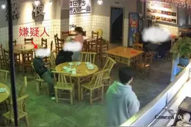 人群中，只因多看了你一眼！图片