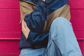 少女与妇女：如何做出区分图片