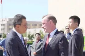 沙利文访华，中方低调接待，3大细节有深意，美国要的中方不会给图片