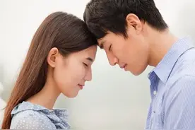 爱上一个爱而不得的人，就放下吧，别再内耗了，不值得图片