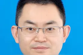 海南省人民医院管理团队8位组成人员，以人为本，救死扶伤图片