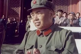 许世友视察部队看见团长列队迎接，转头对秘书说：我要狠狠批评你图片