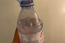 地理冷知识——欧洲的矿泉水瓶盖图片