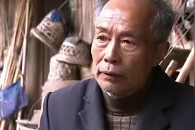 浙江80岁老汉住茅草屋，银行流水大过企业，自称一年稳赚三千万图片