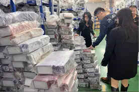 把仓库开到更多地区！速卖通半托管带动服饰、潮玩等类目狂奔图片
