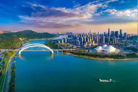 试！闯！谋！五年华丽转身，风华正“贸”，花开满庭芳！图片