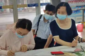 我可以抱抱你吗图片
