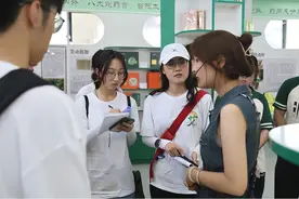 社会实践丨艾草香飘南阳地，乡村振兴创新篇——2024年暑期“三下乡”社会实践活动青春风采展图片