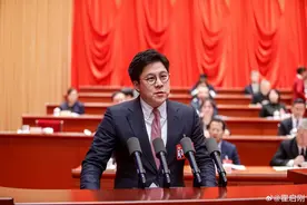 霍启刚赴天津履职，发言诚恳指感恩见证国家发展！图片