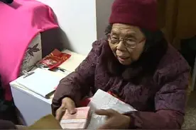 浙江奶奶陈金英：53岁用3000元狂赚千万，摆摊十年还清2077万债务图片
