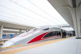 荆荆高铁通车，湖北全境迈入高铁时代图片