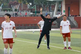 少年中国 | 豪华教练组对标中超，重庆校园足球有了新体系图片