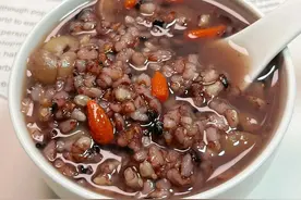三伏天，喝10碗绿豆汤不如一碗它，每天早上喝一杯，排湿气解暑热图片