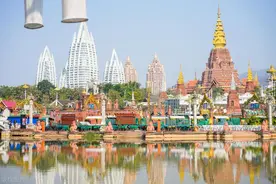海南不再是首选，过冬旅居养老，云南10个暖冬小城，气候太舒适图片