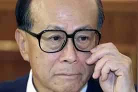 事发突然！李嘉诚的港口怕是卖不成了，原因并没有那么简单图片
