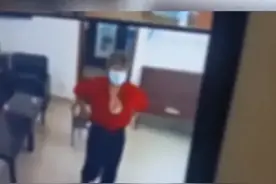 山东两村干部忘关摄像头，不雅画面被曝光，已被停职并接受调查图片