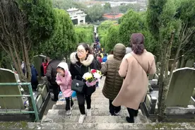 60年难遇的清明节，今年碰上了，牢记上坟3人不去、4人必去！图片