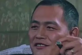 他是国民党为数不多文武双才的将领儒将抗日爱国将领却被称为疯子图片