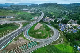 四川凉山昭觉、美姑两县结束不通高速历史图片
