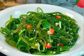 难怪饭店的凉拌海带丝那么好吃，原来诀窍在这里，脆爽入味又简单图片