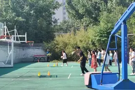​聚青年朝气 展课堂风采——临渭区西张小学开展“青年教师提升课”活动图片