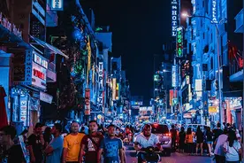 越南为啥挺不住了？图片