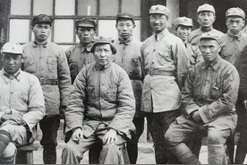 陈赓是中央红军将领，为何没在115师当旅长，而是去了129师？图片