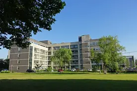 医学集体爆冷！历史类最低投档线：广东医451分，广州医441分！图片