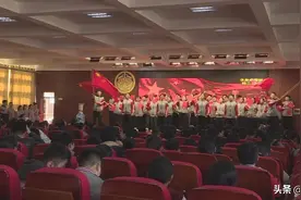 听，嘉祥县第四中学的《少年中国说》图片