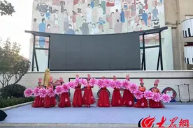 “艺馨合美 乐满市北——我们的中国梦·文化进万家”专场文艺演出圆满落幕图片
