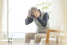 脑瘤人数新增120万！医生说：脑瘤早期有3个症状，并不难发现图片