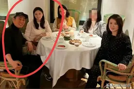 73岁张艺谋罕见秀恩爱！巴黎聚餐眼神好宠溺，42岁陈婷状态如少女图片