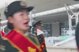 教育圈"地震"：多地招录退役士兵进校园，教师家长评论反差很大！图片