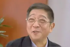 72岁的王汝刚现身短视频，坦言：身体允许一定会再上电视的图片