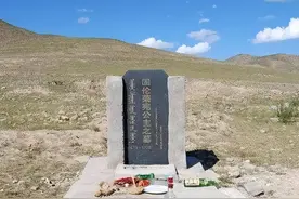 1972年内蒙发现康熙女儿墓，尸身穿龙袍240年不腐，葬品揭露真情图片
