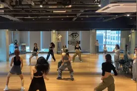 街舞成为“潮流必修课” 护具怎么选？图片