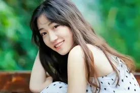 假装爱你的女人，会有这三个表现，其实心里没你图片