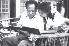 1977年，李敏回韶山见到堂叔后瞬间落泪，才明白父亲最后的嘱托图片