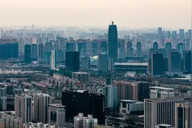 郑州楼市高库存的极限拉扯：有人“割肉”卖房、有人夹缝“捡漏”图片