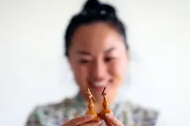 女硕士毕业后转行看风水，月入2万，称：风水不是骗人的图片