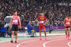 祝贺！中国男子4X100接力金牌图片
