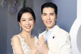 萧敬腾51岁妻子被公公催生，钟丽缇陈松伶也曾为姐弟恋付出代价图片