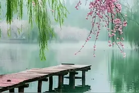 一帘烟雨，一场遇见，愿有人懂你心上悲欢，有人知你眉间冷暖图片