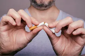 戒烟的惊人效果！研究发现：戒烟10年以上，死亡率接近从未吸烟者图片