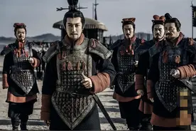 王翦打仗有个恶习，让秦始皇觉得十分心疼，但每次也只能咬牙容忍图片