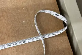 “18cm，谁受得了啊”，大学女新生晒出宿舍床，隔着屏幕感到无助图片